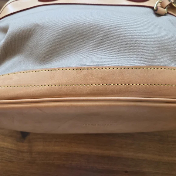 Vintage Dooney & Bourke USA Cabriolet Dome Satchel Taupe Canvas Brass Hardware - Picture 9 of 16